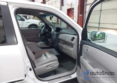 2015 Honda Pilot Touring из США, поврежденный, VIN 5FNYF4H90FB047566